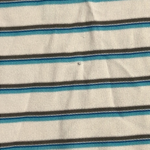 Under Armour Men's White and Blue/Gray Striped Short Sleeve Polo. Size small - Picture 8 of 8